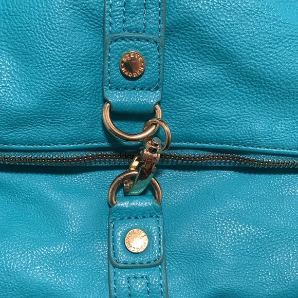 STEVE MADDEN TURQUOISE SHOULDER BAG. - Picture 3 of 10